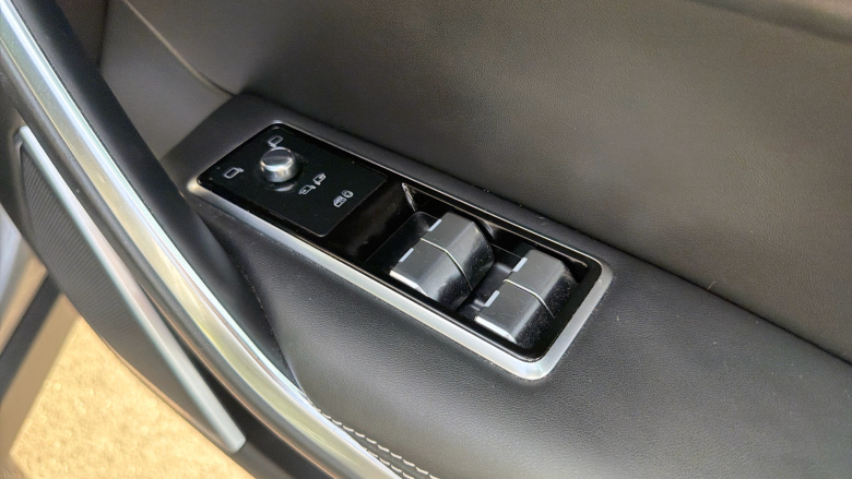 Jaguar F-Pace 2.0 D200 R-Dynamic HSE 5dr Auto AWD Diesel Estate